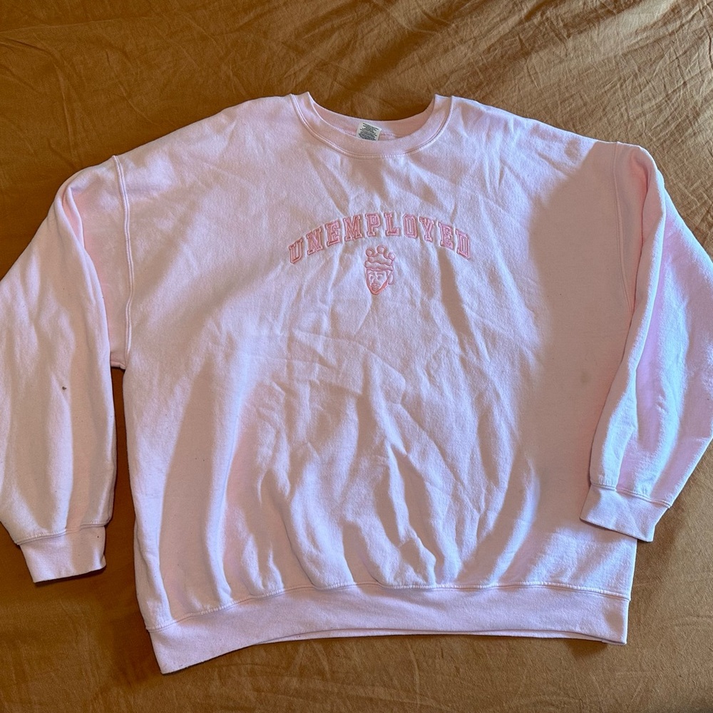 ♡ EhJovan ‘Unemployed Baby Pink Crewneck ♡